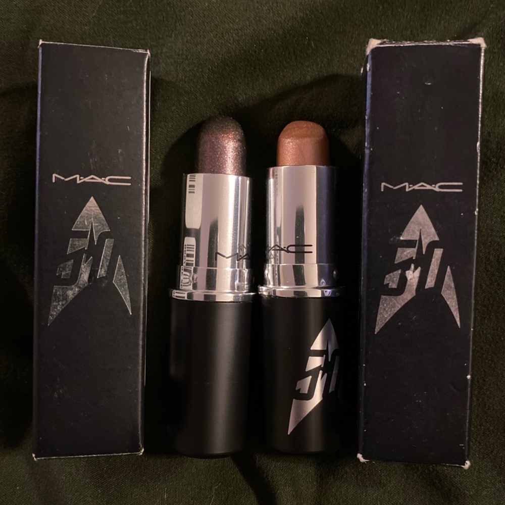 Mac Cosmetics Discontinued Star Trek Lipsticks Kling-It-On and LLAP